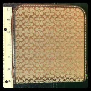 Authentic Coach cd case 12 pages